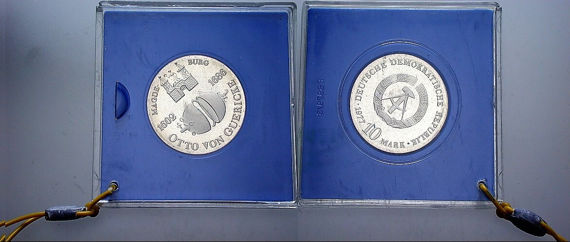 10 Mark 1977 J. 1565 Polierte Platte, verkapselt, leichte Patina