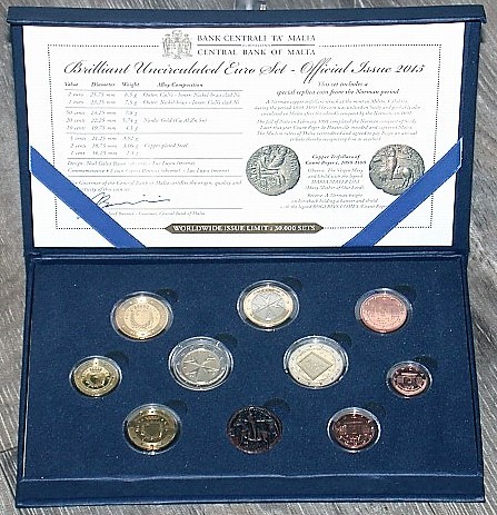 5,88 Euro,Kursmünzensatz 1 Cent-2 Euro + 2 Eurogedenkmünze 2015 Stempelglanz
