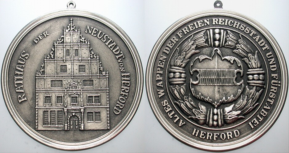 Große Zinnguss-Medaille o.J.  Vorzüglich mit Originalhenkel