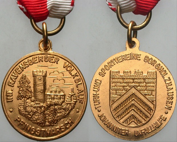Medaille vergoldet 1972  Vorzüglich am Band