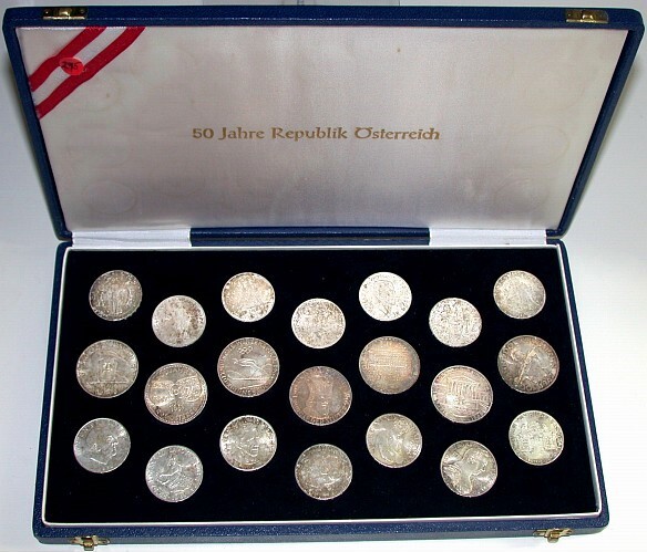 Sammlung mit  14 x 25 + 7 x 50 Schilling 1955 - 1968  Patina, meist vorzüglich