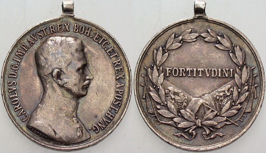 Silbermedaille (TAPFERKEITSMEDAILLE) o.J. Sehr schön mit Originalhenkel