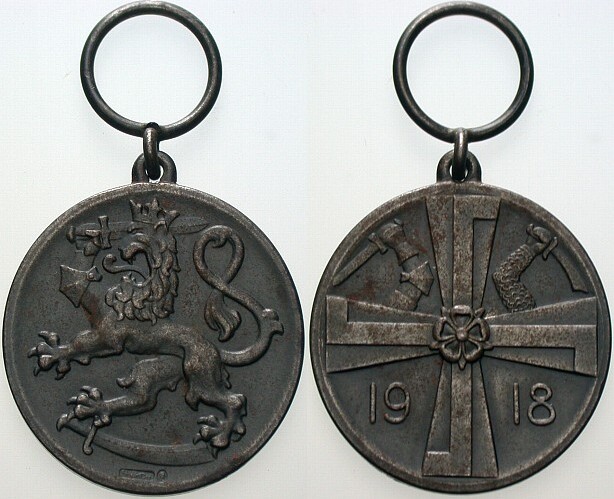 Tragbare Eisenmedaille 1918  Min.Korr., sehr schön